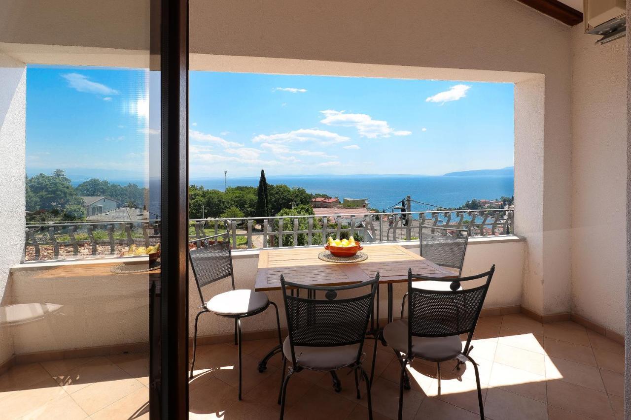 Villa Fani With Jacuzzi Ičići 外观 照片