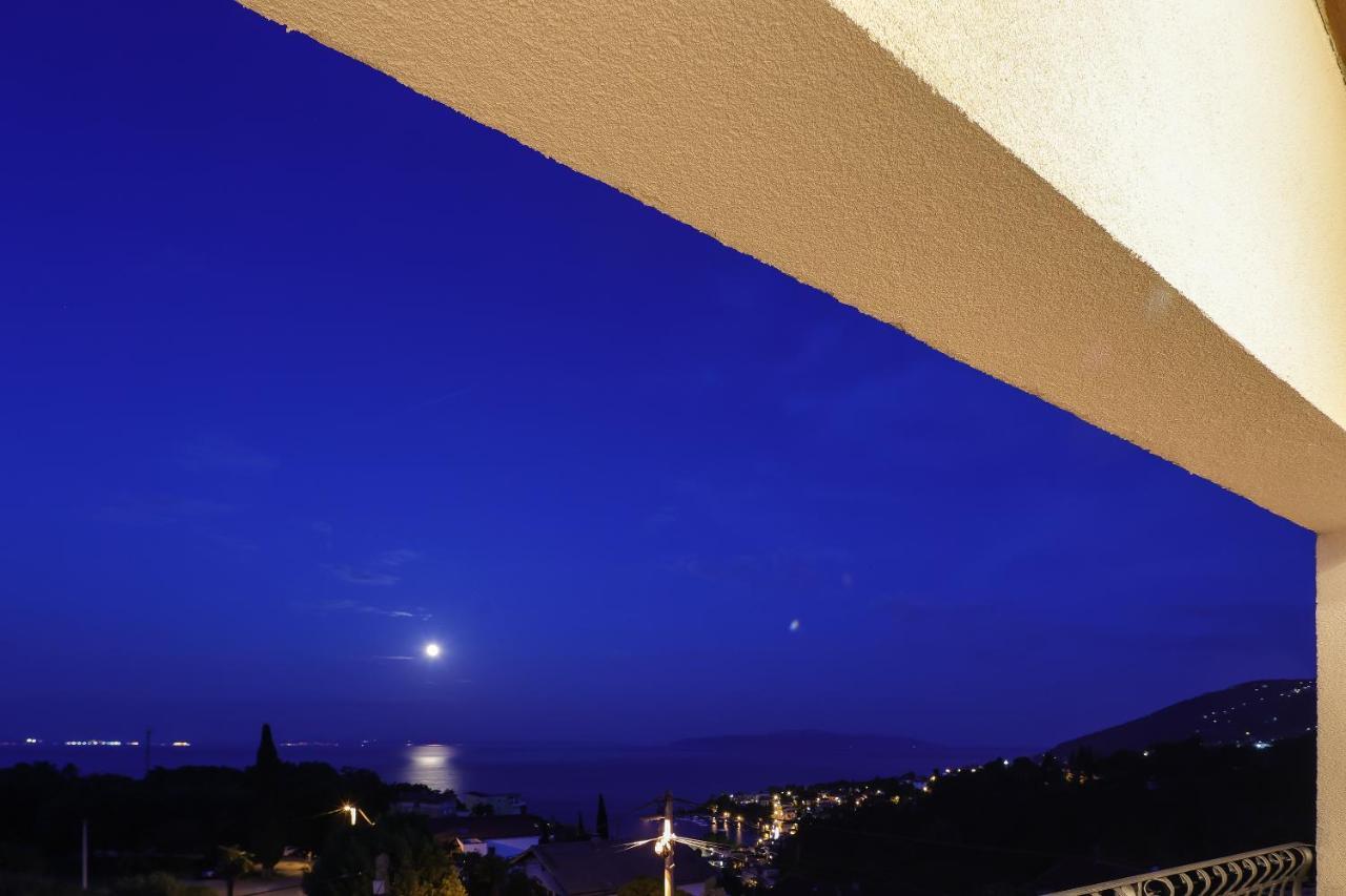 Villa Fani With Jacuzzi Ičići 外观 照片
